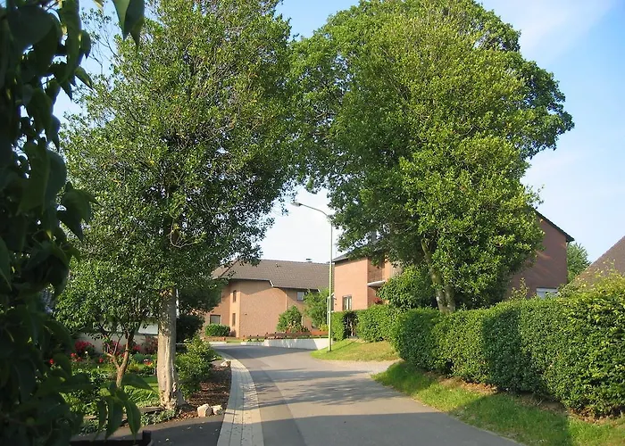 公寓 罗本假日公寓 *